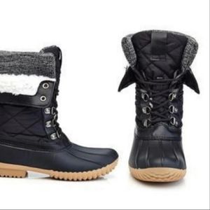 Henry Ferrera Quilted Cold Duck Boots